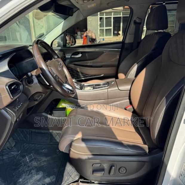Hyundai Santa Fe 2023 White