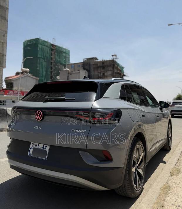 Volkswagen ID.4 2023 Gray
