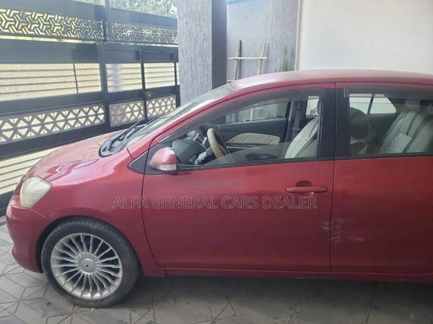 Toyota Belta 2010 Red