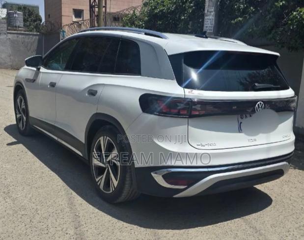 Volkswagen ID.6 2023 White