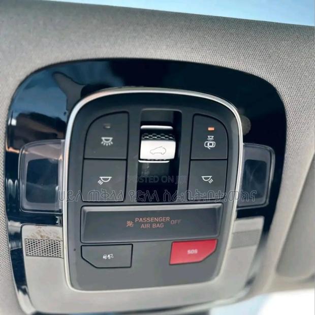 Hyundai Santa Fe Plug-In Hybrid 2023 Off white