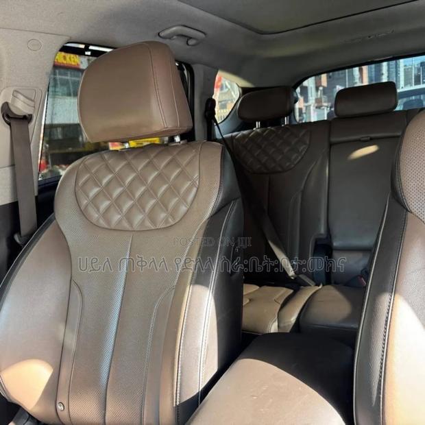 Hyundai Santa Fe Plug-In Hybrid 2023 Off white