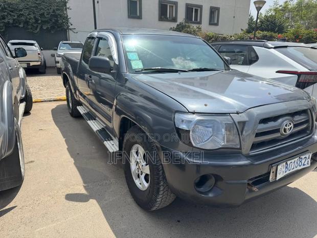 Toyota Tacoma 2008 Black