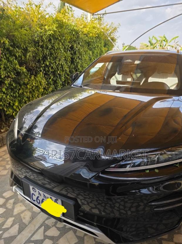 BYD Song Plus EV FWD 2024 Black