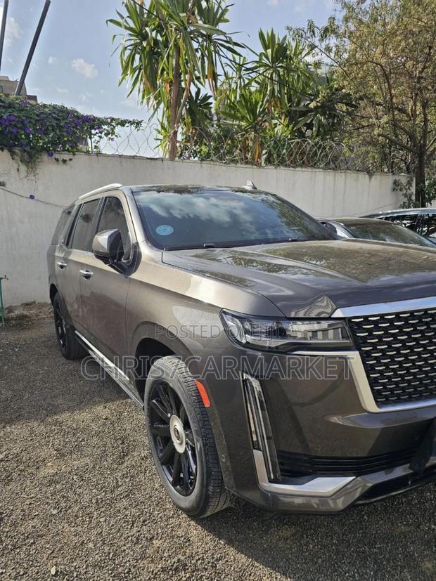 Cadillac Escalade 2021 Gold