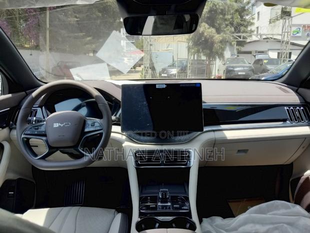 New BYD Song Plus 2025 Gray