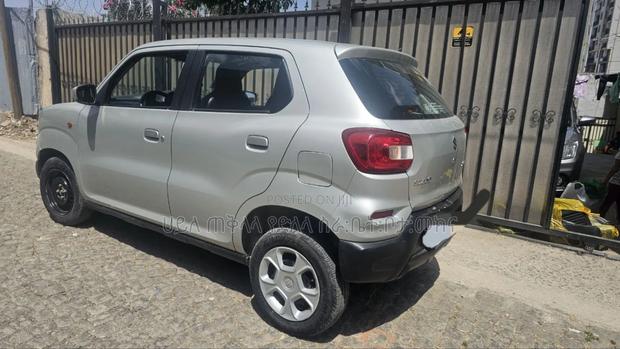 Suzuki S-Presso 2022 Silver