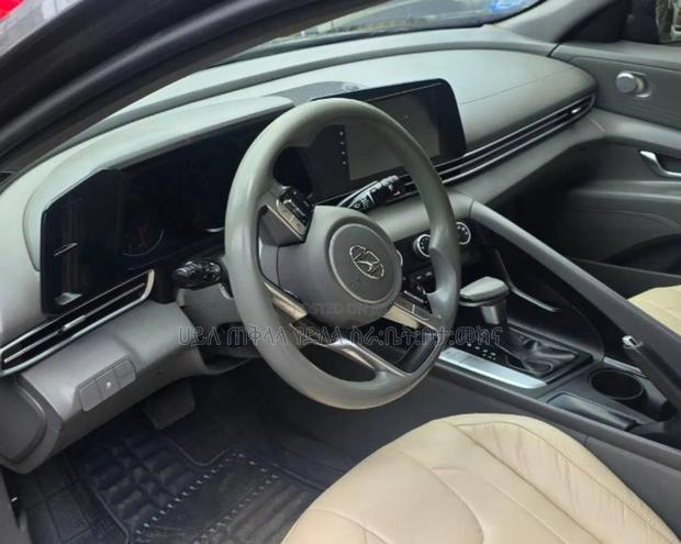 Hyundai Elantra 2021 Gray