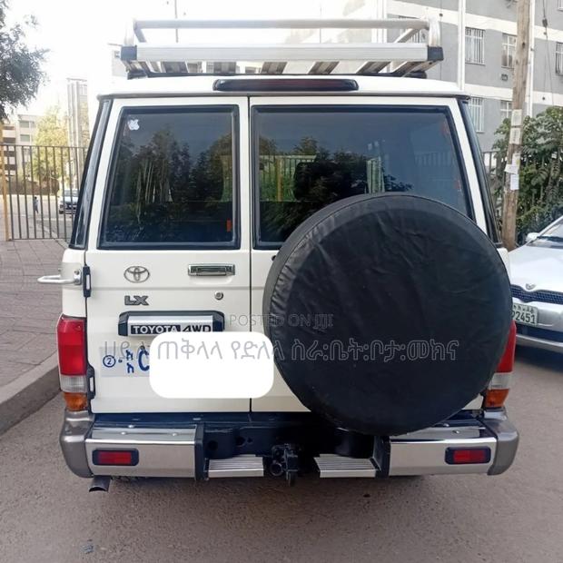 Toyota Land Cruiser 2020 Off white