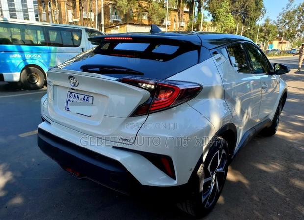 Toyota C-HR 2021