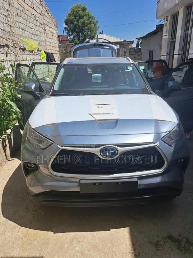 New Toyota Highlander 2023 Blue