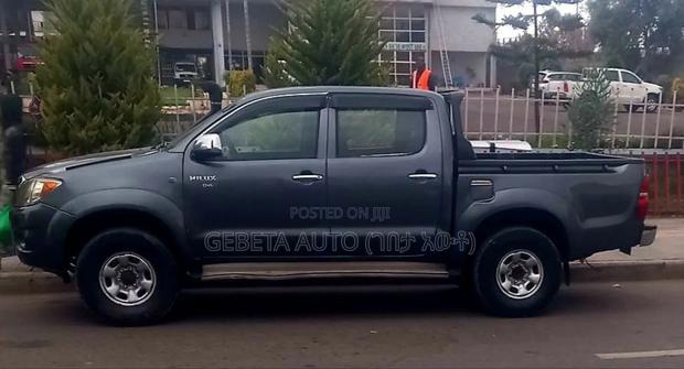 Toyota Hilux 2010