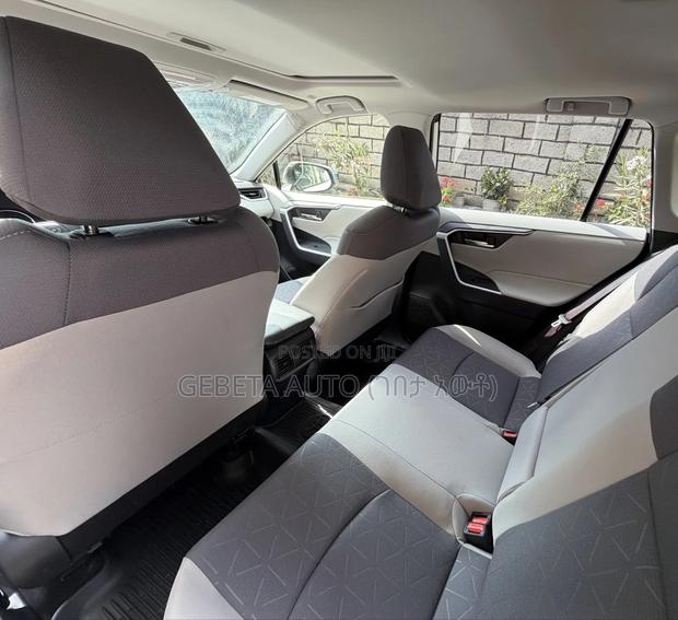 New Toyota RAV4 XLE 2025