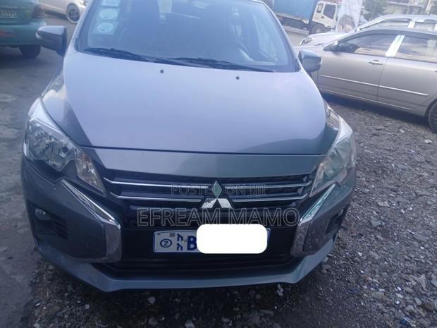Mitsubishi Attrage 2021 Gray