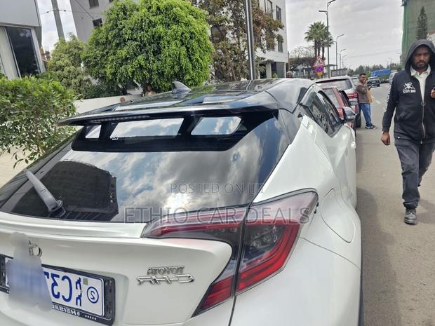 Toyota C-HR 2018 White