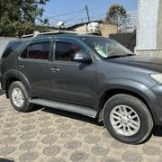 Toyota Fortuner 4.0 AWD 2013 Silver for sale
