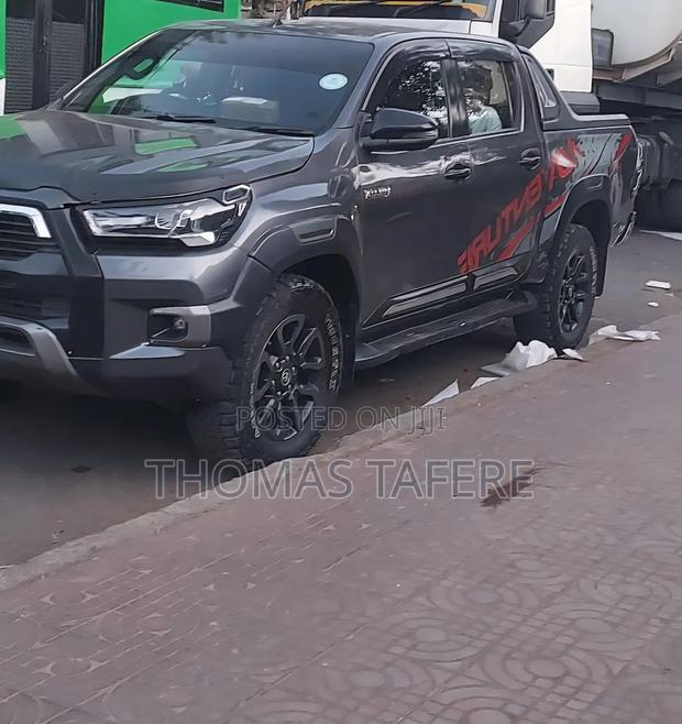 Toyota Hilux 2021
