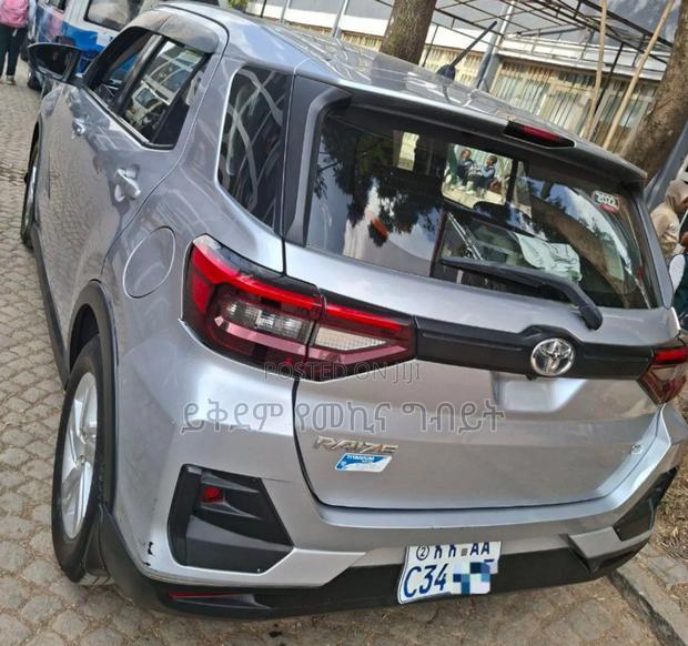 Toyota Raize 2022 Silver