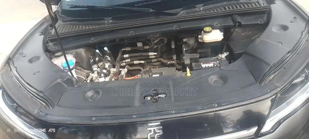 BYD Yuan Up 32 kWh FWD 2024 Gray