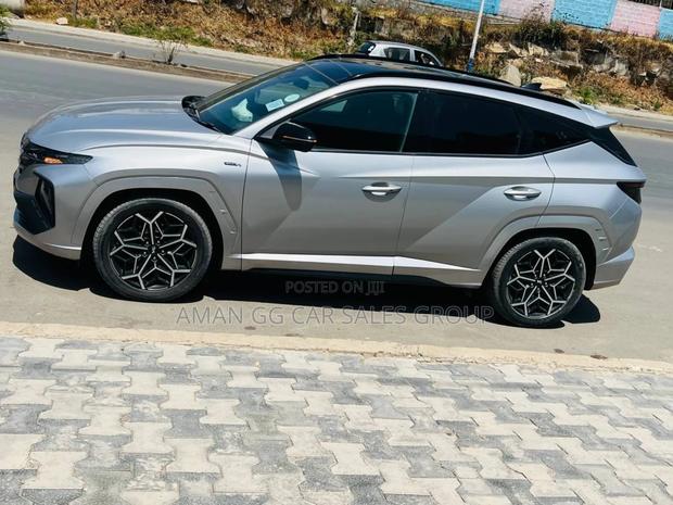 Hyundai Tucson 2021 Silver