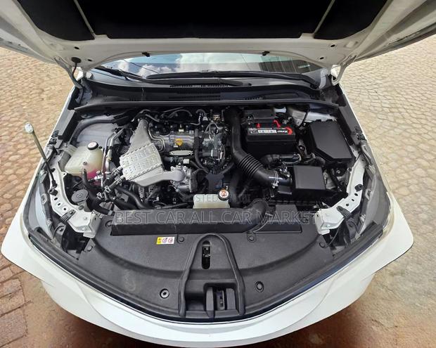 Toyota Corolla 2022 White