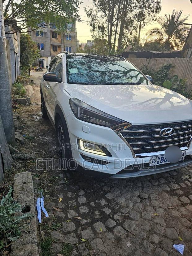 Hyundai Tucson Sport FWD 2020 White