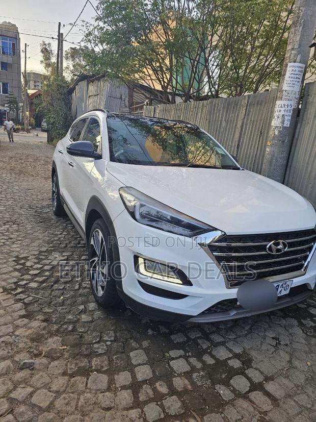 Hyundai Tucson Sport FWD 2020 White