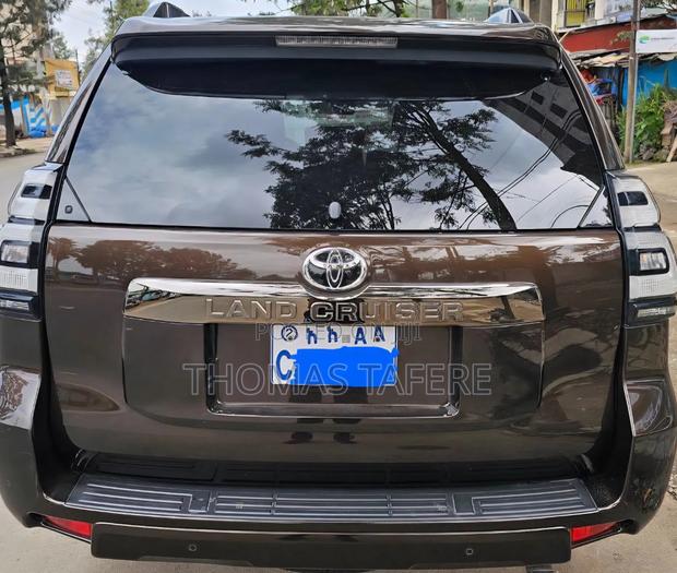 Toyota Land Cruiser 2023