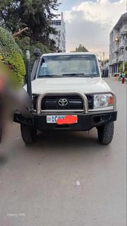 Toyota Land Cruiser 2011 White for sale