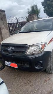 Toyota Hilux 2007 White for sale