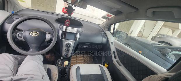 Toyota Yaris 1.3 2006 Blue