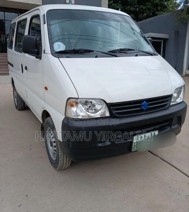 Suzuki Eeco 2025 Ivory