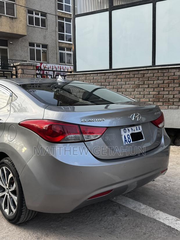 Hyundai Elantra 2013 Gray