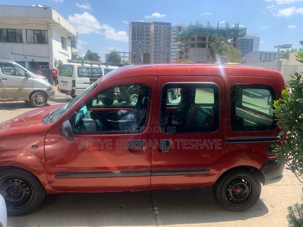 Renault Kangoo 2000 Burgundy