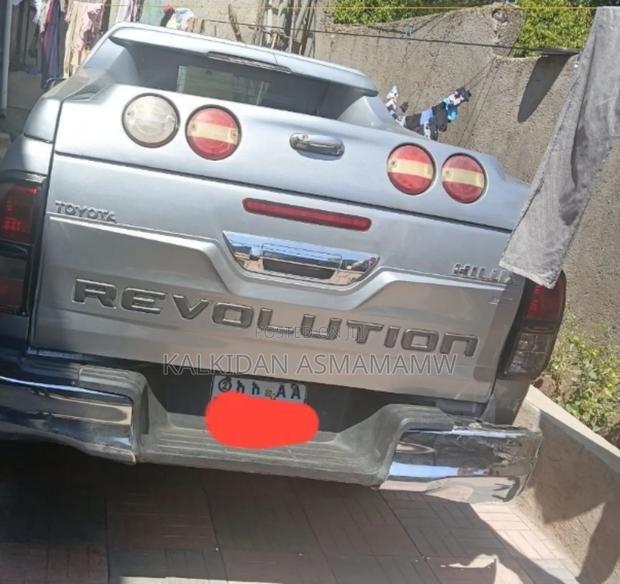 Toyota Hilux 2019 Silver