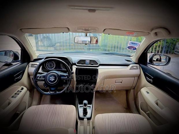 Suzuki Dzire 2019 Silver