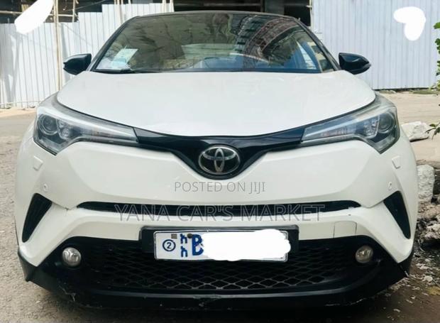 Toyota C-HR 2018 Brown