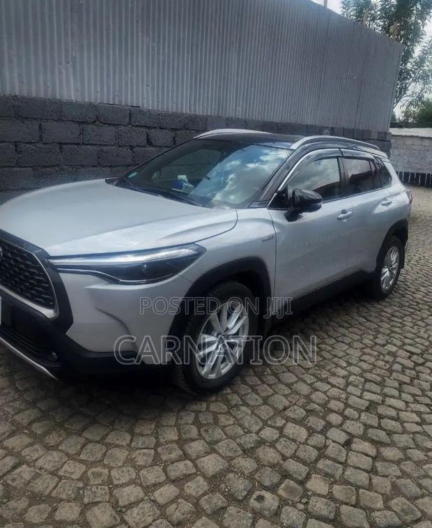Toyota Corolla Cross 2023 Silver