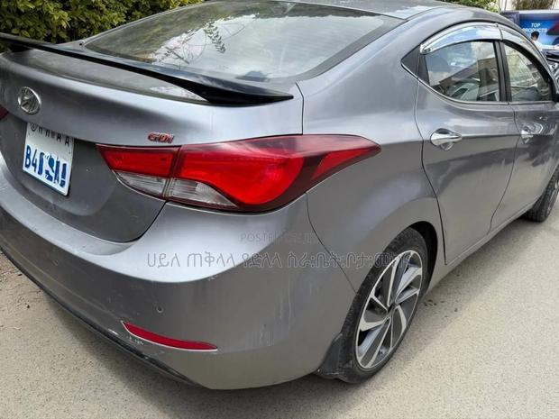 Hyundai Avante 2014 Gray