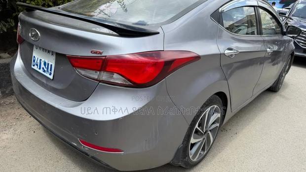 Hyundai Avante 2014 Gray