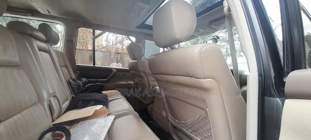 Toyota Land Cruiser 2004 Gray