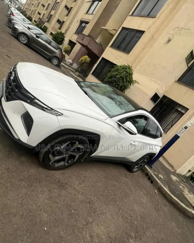 Hyundai Tucson 2022 Ivory
