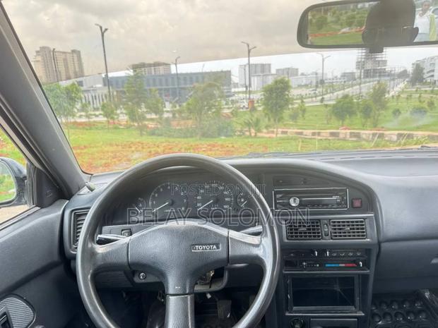 Toyota Corolla II 1992 Gray