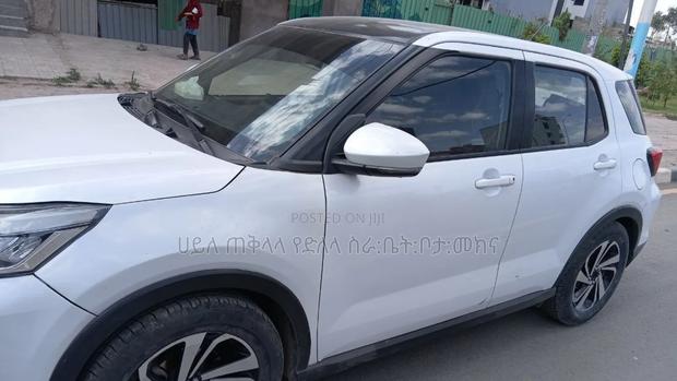 Toyota Raize 2023 White