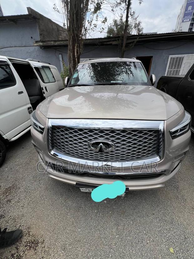 Infiniti QX80 Luxe 2021 Gold