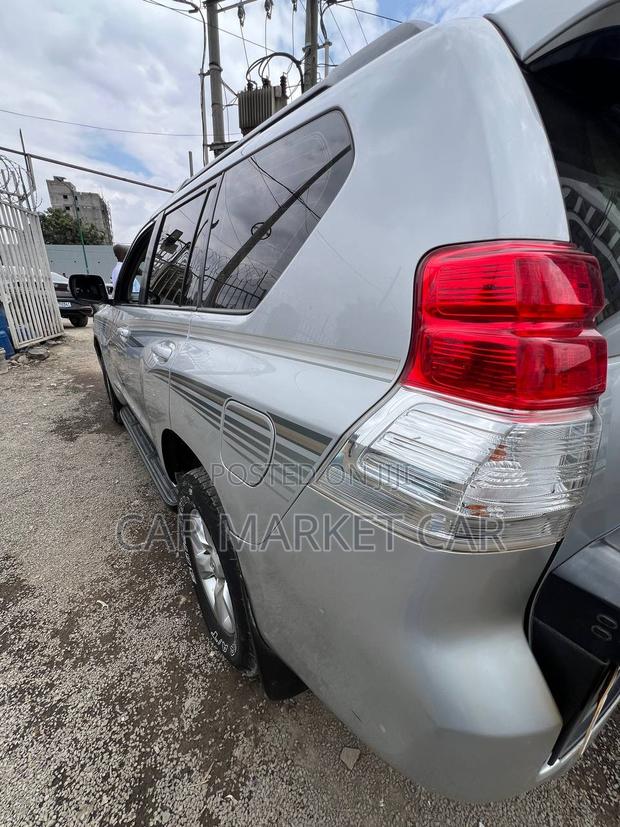 Toyota Land Cruiser Prado 3.0 TD 2012 Silver