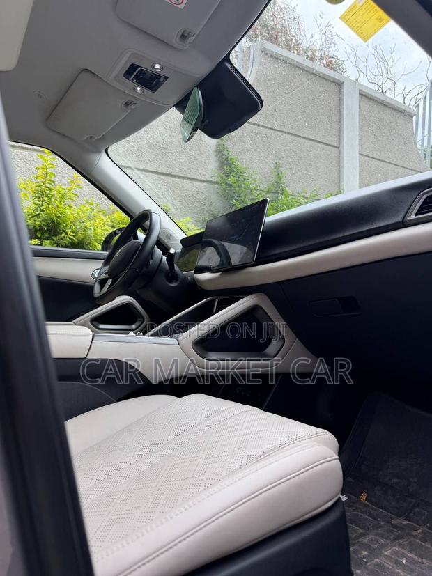 BYD Yuan Up 2025 Gray