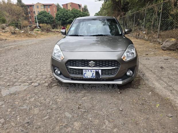 Suzuki Swift 2021 Black