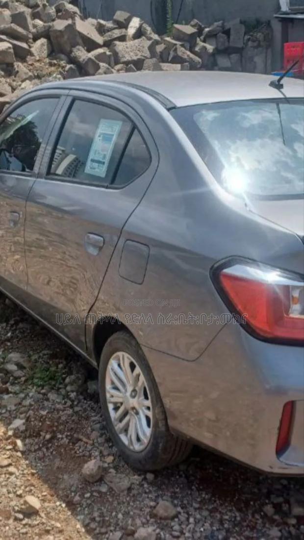 Mitsubishi Attrage 2021 Gray