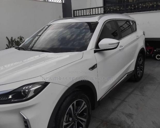 Jetour X70 Plus 2022 White